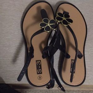 Black Flowers Sandals